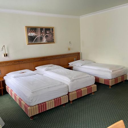 Hotel Ochsen Stuttgart Exterior photo