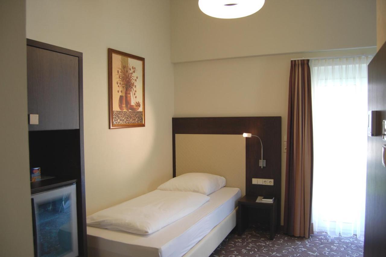 Hotel Ochsen Stuttgart Exterior photo